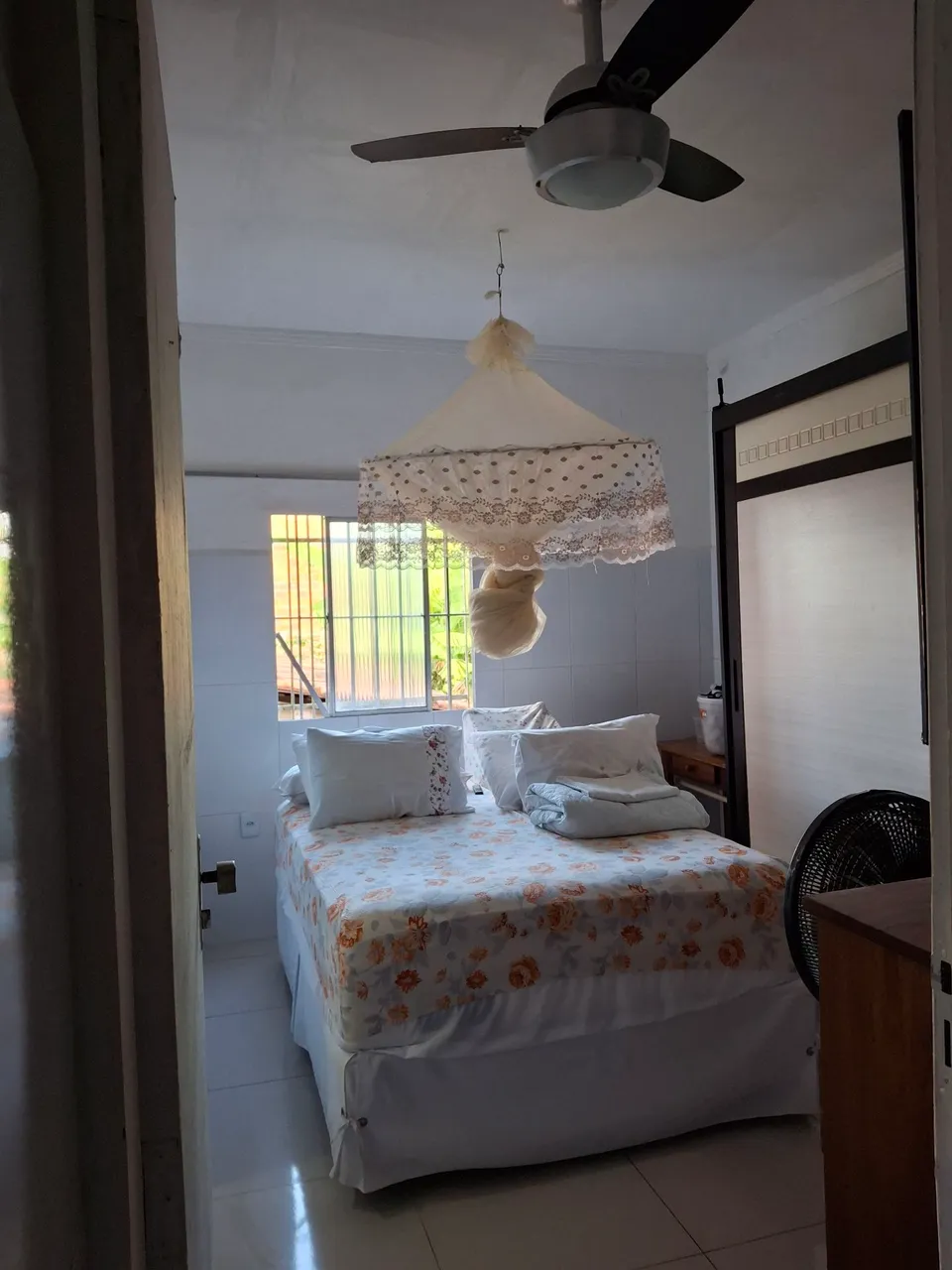 Vende-se ou troca...2 casas