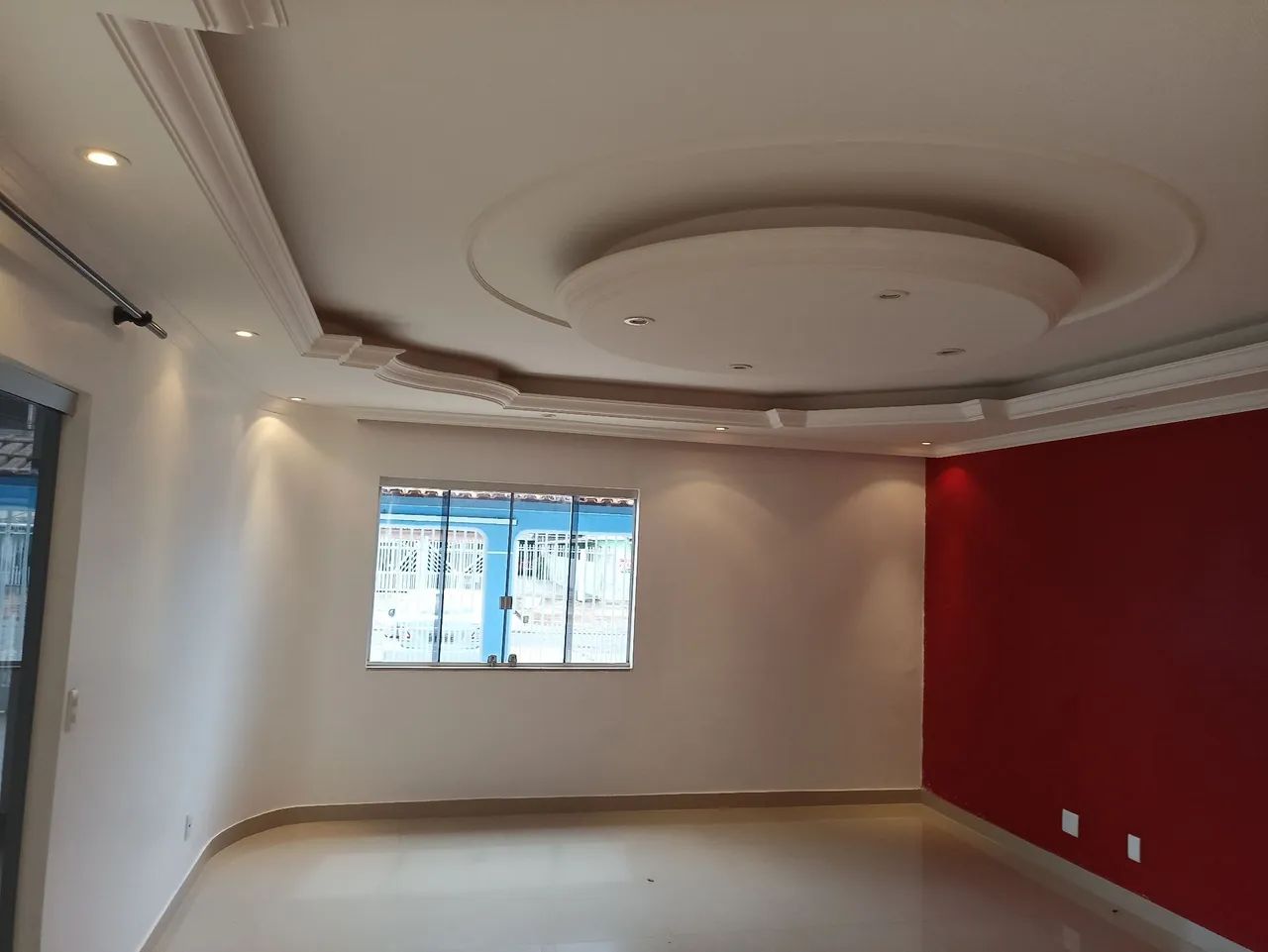 Vendo casa reformada linda - Foto 2