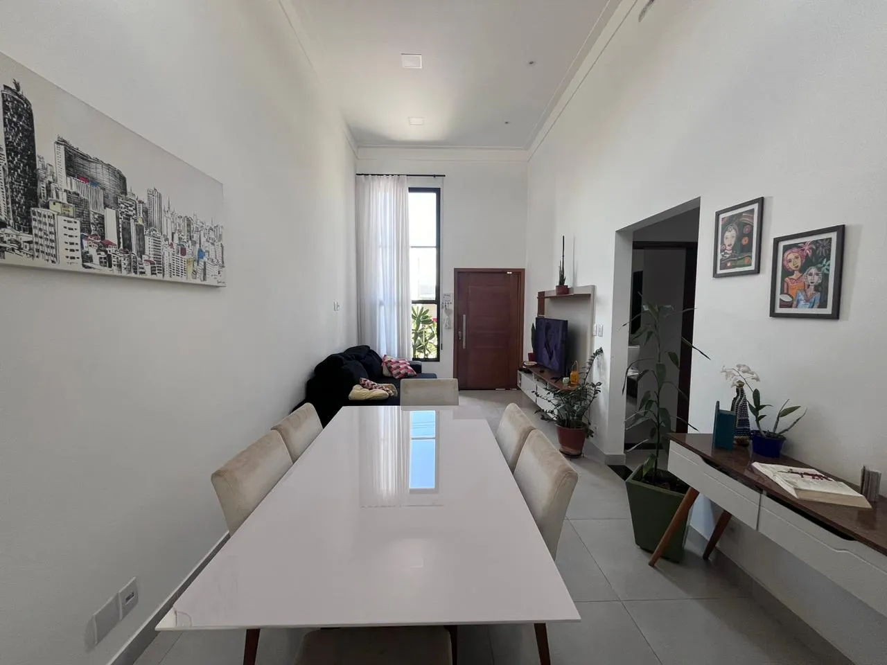 Casa à venda zona norte de Sorocaba - 3 dormitórios e 1 suíte