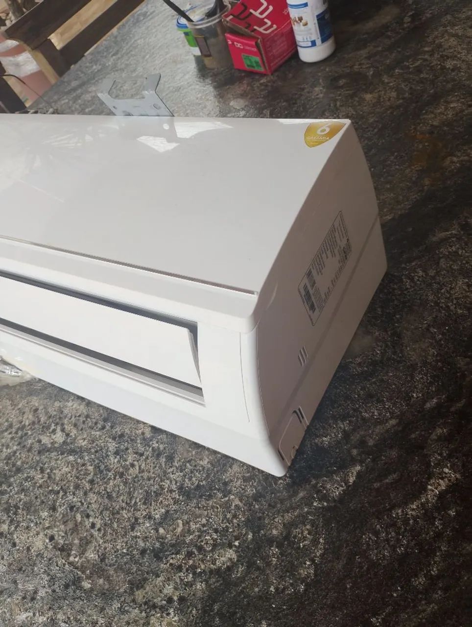 VENDO UM EVAPORADOR INVERTER,127 vts 12 BTUS  - Foto 2