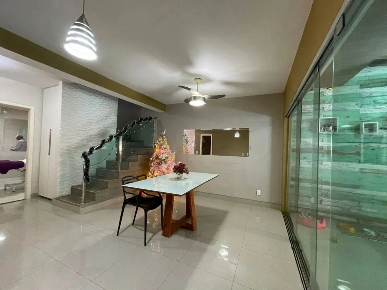 Sobrado Condomínio Villaggio Atlântico 3 quartos 2 suítes.
