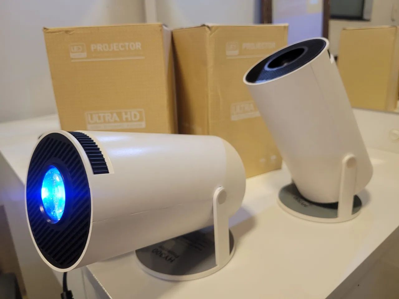 PROJETOR HY300 NOVO NA CAIXA - Foto 3