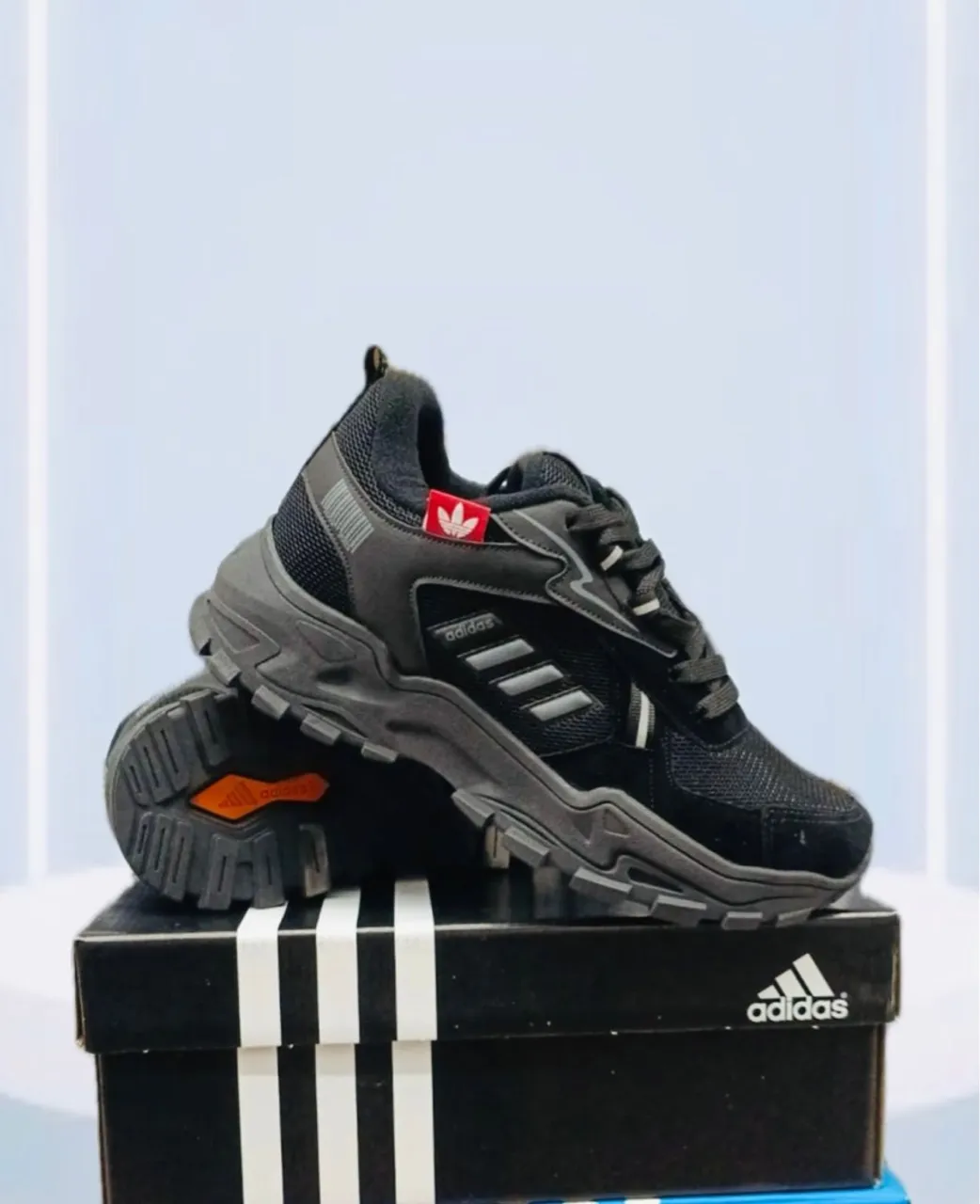Tênis Adidas Preto - Alta qualidade