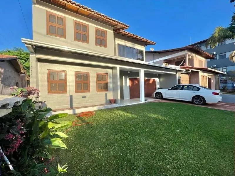 Excelente imóvel bem localizado no bairro Zona Nova!!