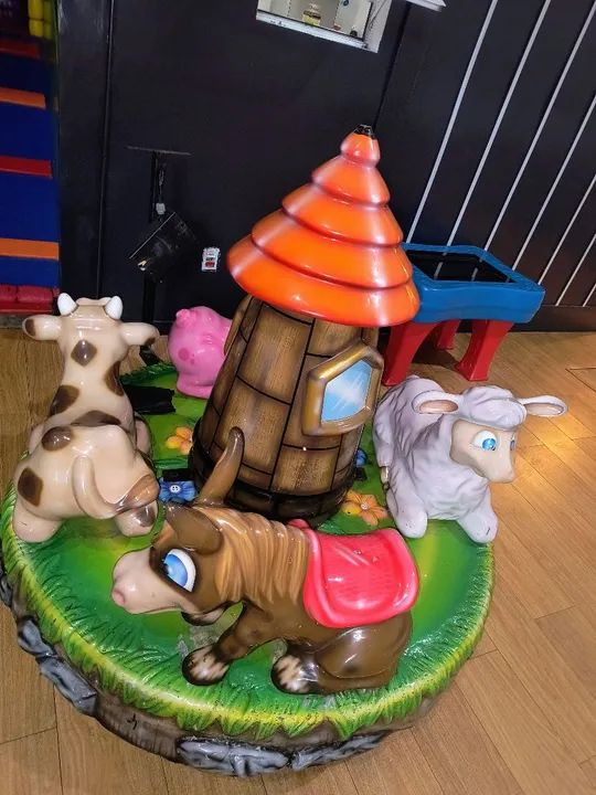 Técnico de brinquedos e brinquedão ( kid play ) serviço de manutenção . - Foto 6