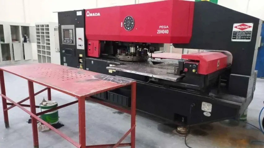 Puncionadeira CNC Amada