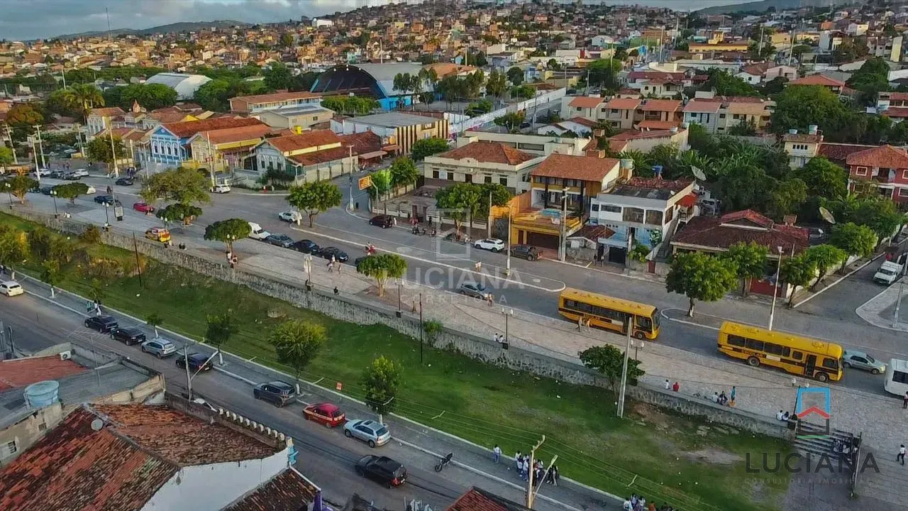 Excelente Ponto Comercial no Centro da Cidade de Gravatá