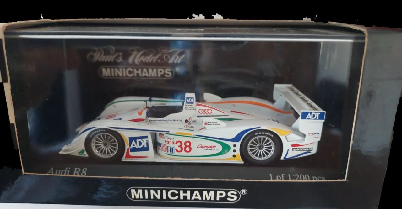 Miniatura 1:43 Minichamps Audi R8 - Edição Limitada - Foto 4