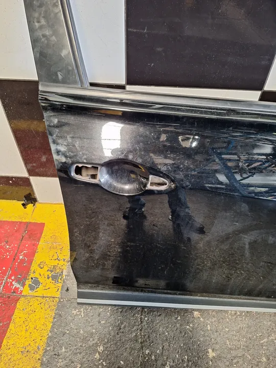 Porta Dianteira Lado Direito Nissan Kicks 2019 / 2020