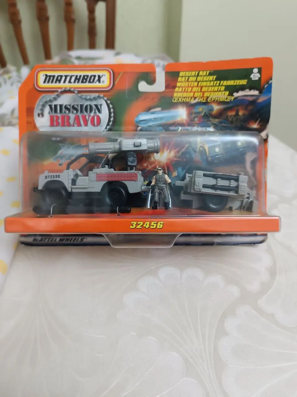 Set de Figuras de Ação - Matchbox, Linha Mission Bravo, Desert Rat (Rato do Deserto)