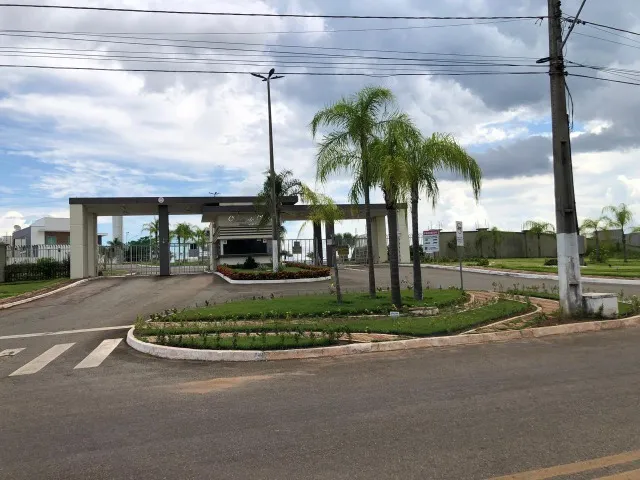 Vende-se ou troca-se terreno de 444m2 no Condomínio Vista do Vale (Alto Padrão)