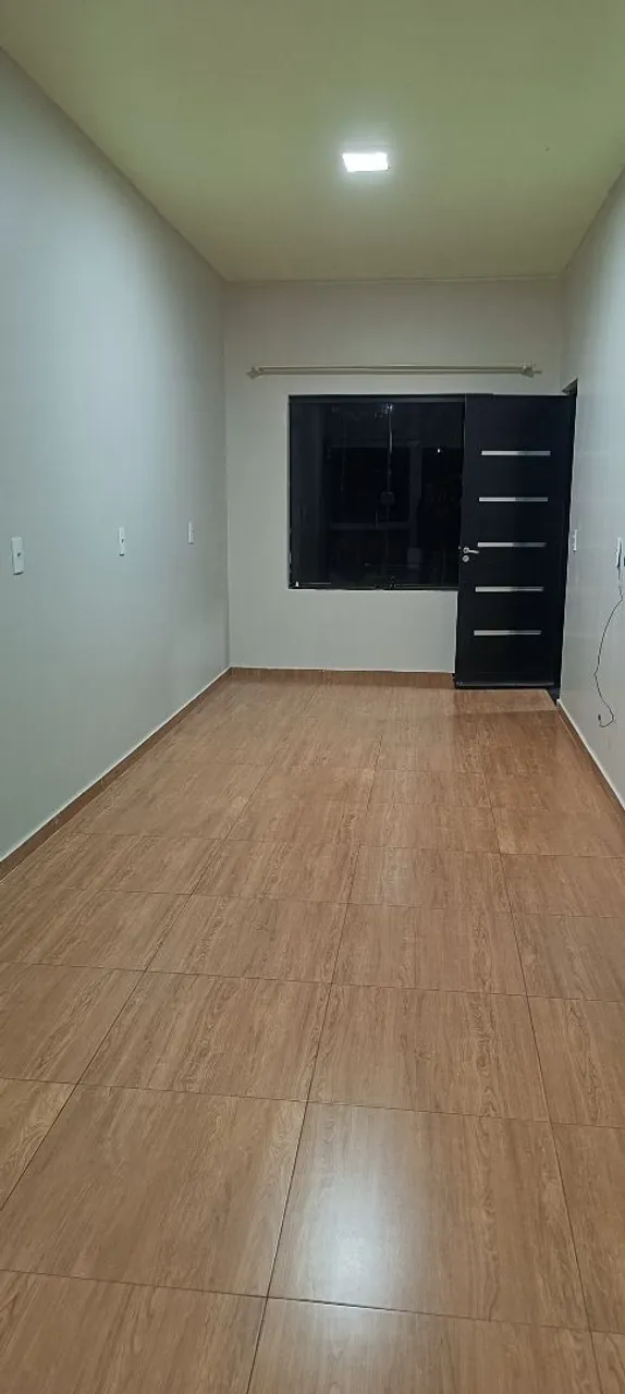 Vende-se três casas germinadas em Santa Helena - Pr