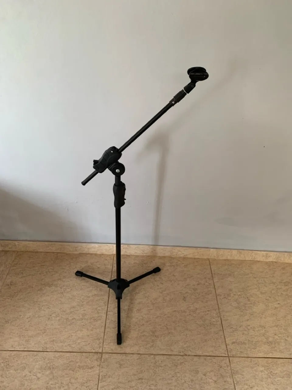 Pedestal para microfone com fio e ou sem fio
