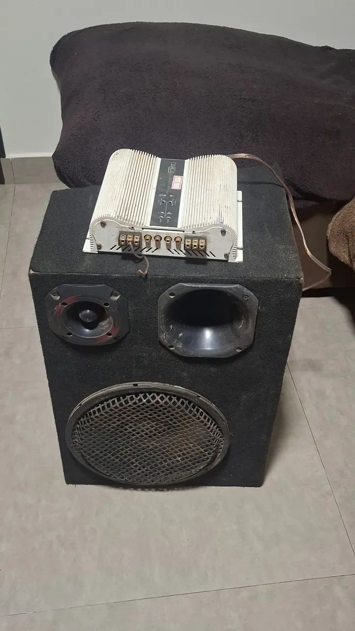 Caixa de Som Subwoofer para Carro