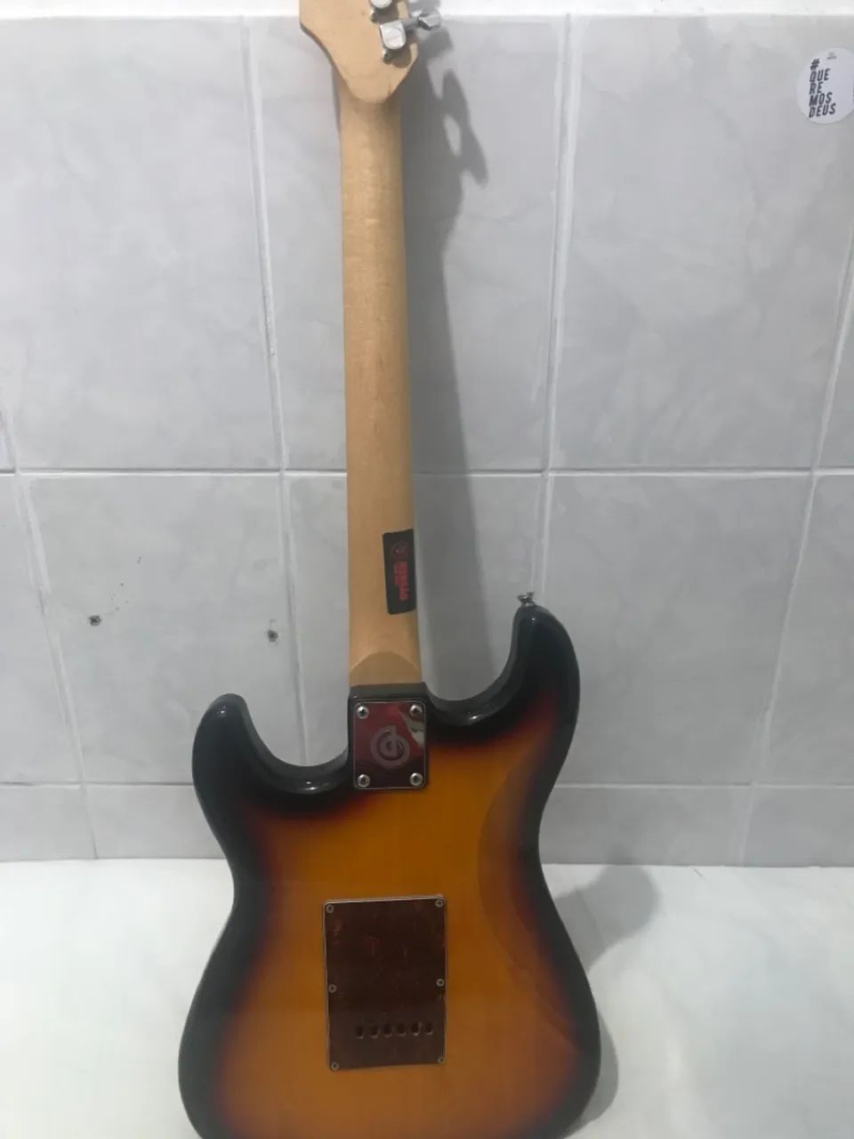 Troco por violão nylon elétrico 