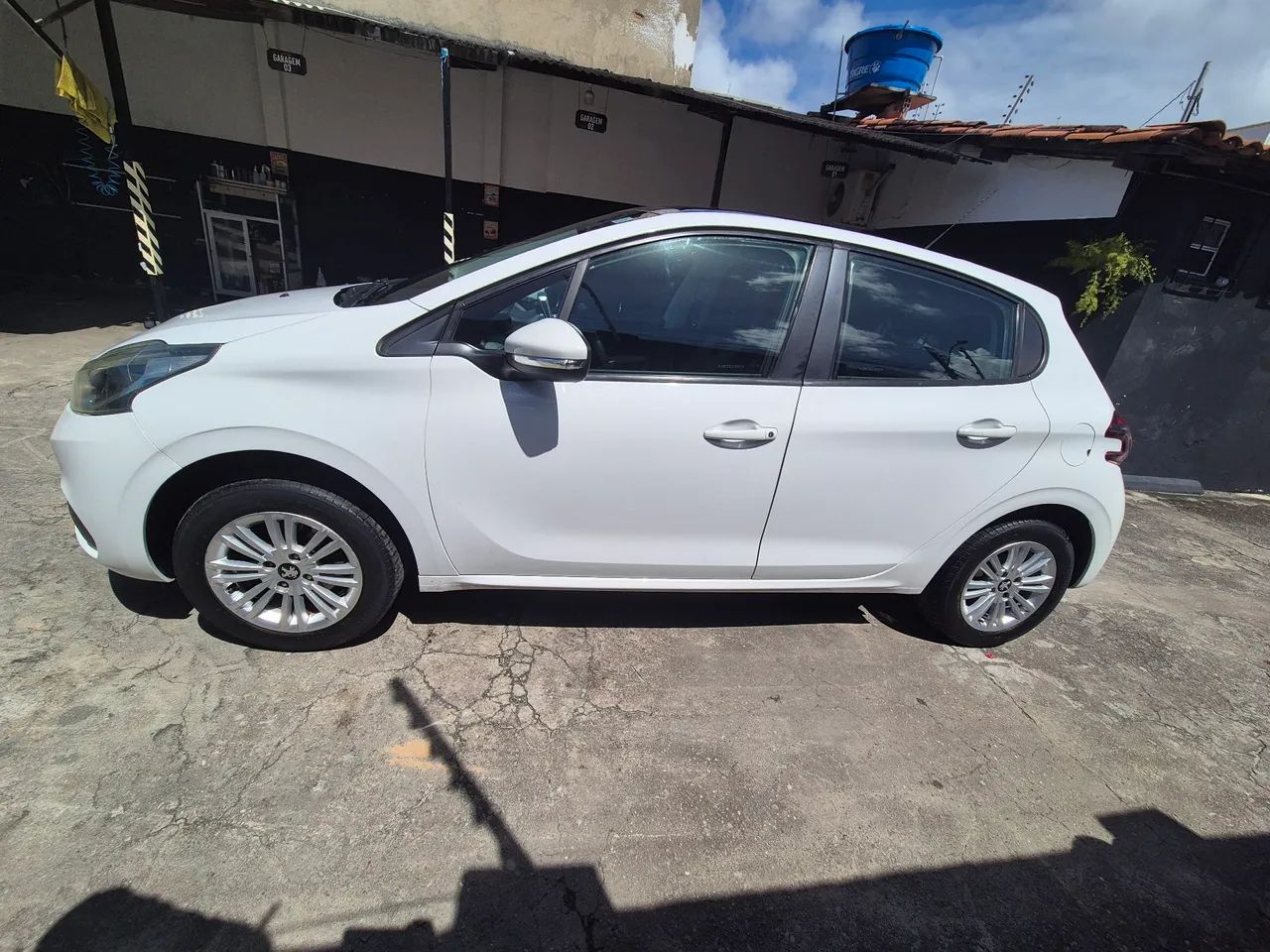 Peugeot 208 Allure 1.2 Flex 12V 5P Mec. 2018 - Foto 7