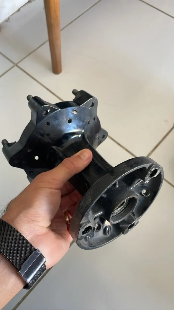 CUBO TRASEIRO (ORIGINAL) TENERE 250 / LANDER 250 