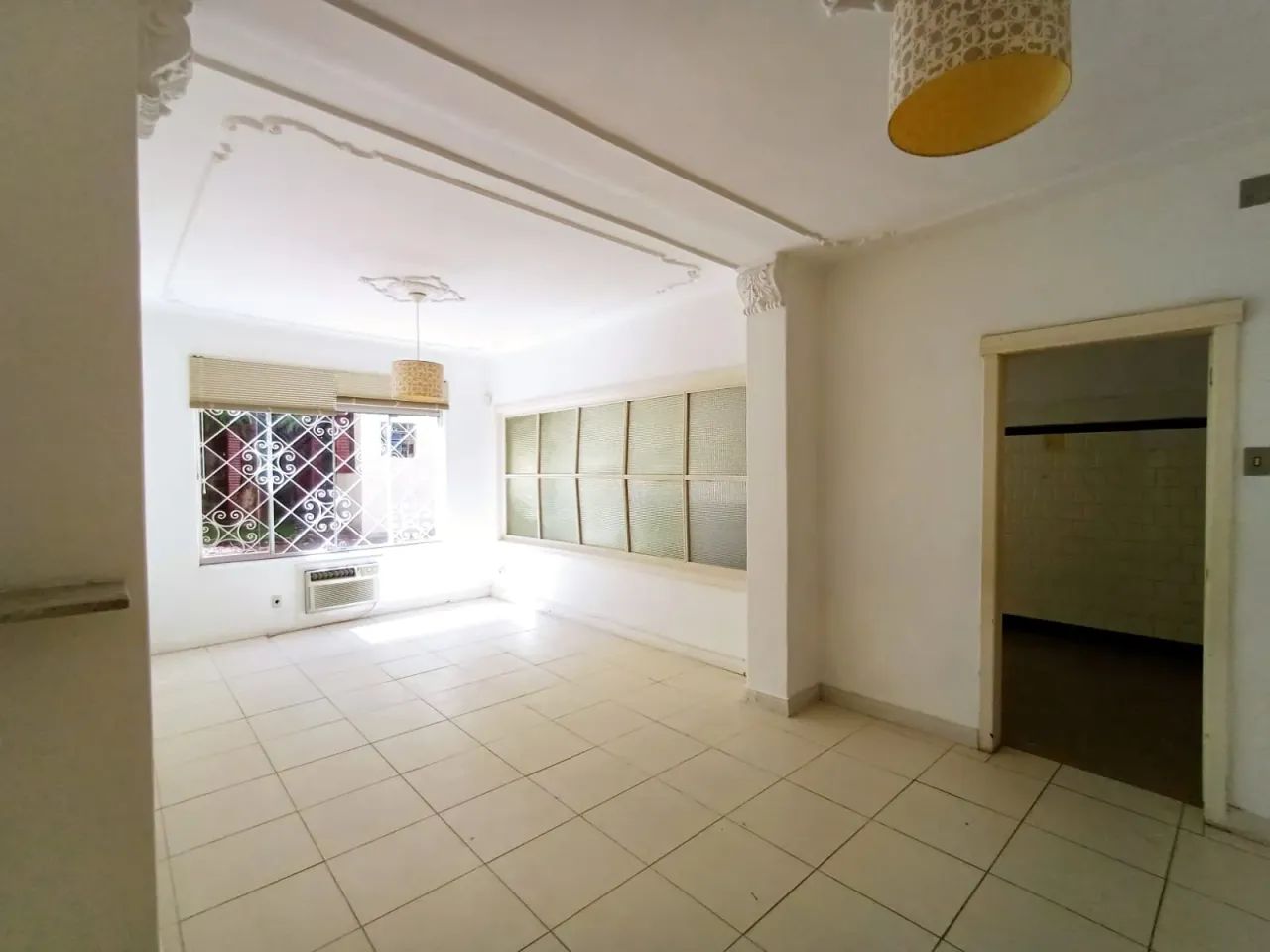 Aluga-se Casa Comercial Com 250m² no Bairro Rio Branco em Porto Alegre - Foto 4