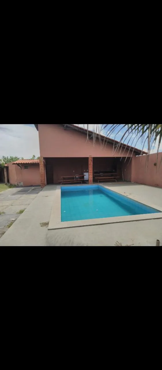 ALUGO CASA EM FRENTE A PRAIA DA ATALAIA