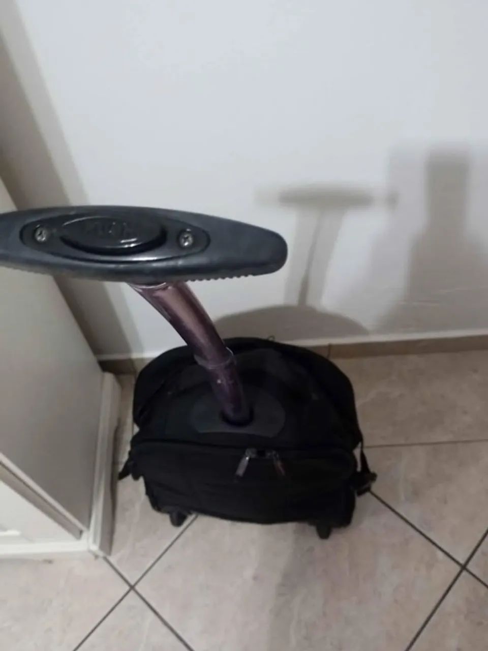 Mochila Notebook Seanite c/ Rodinhas 3 divisórias e Expansor Usada - Foto 2