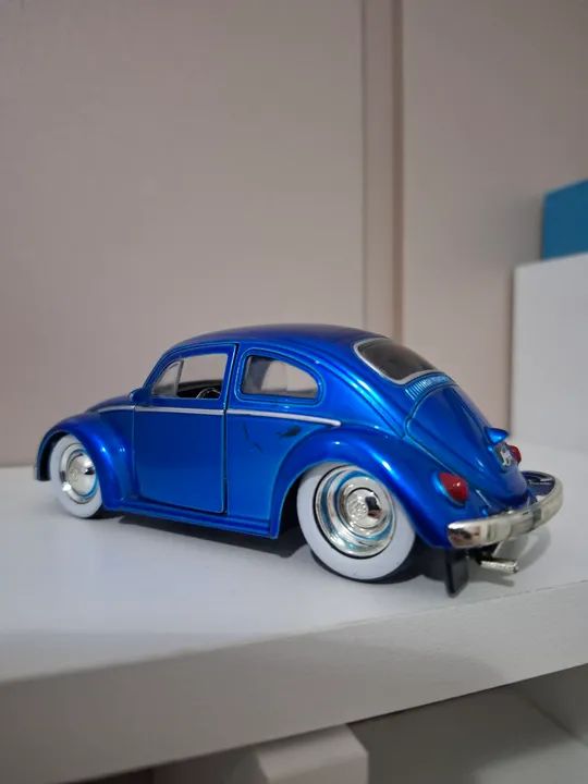 Fusca Azul Metálico Miniatura Colecionável - Foto 2