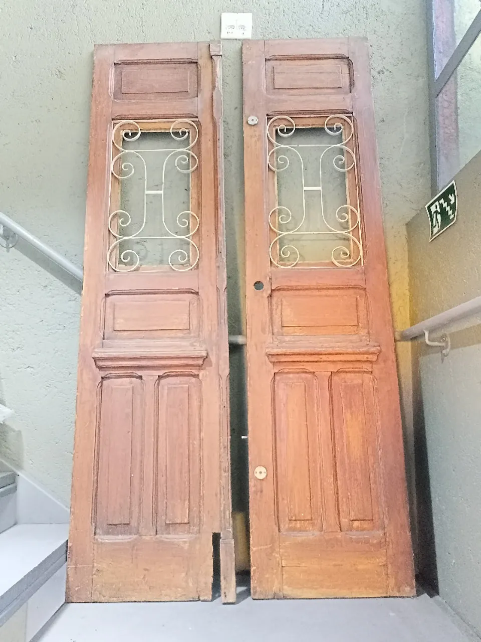 Porta de madeira antiga
