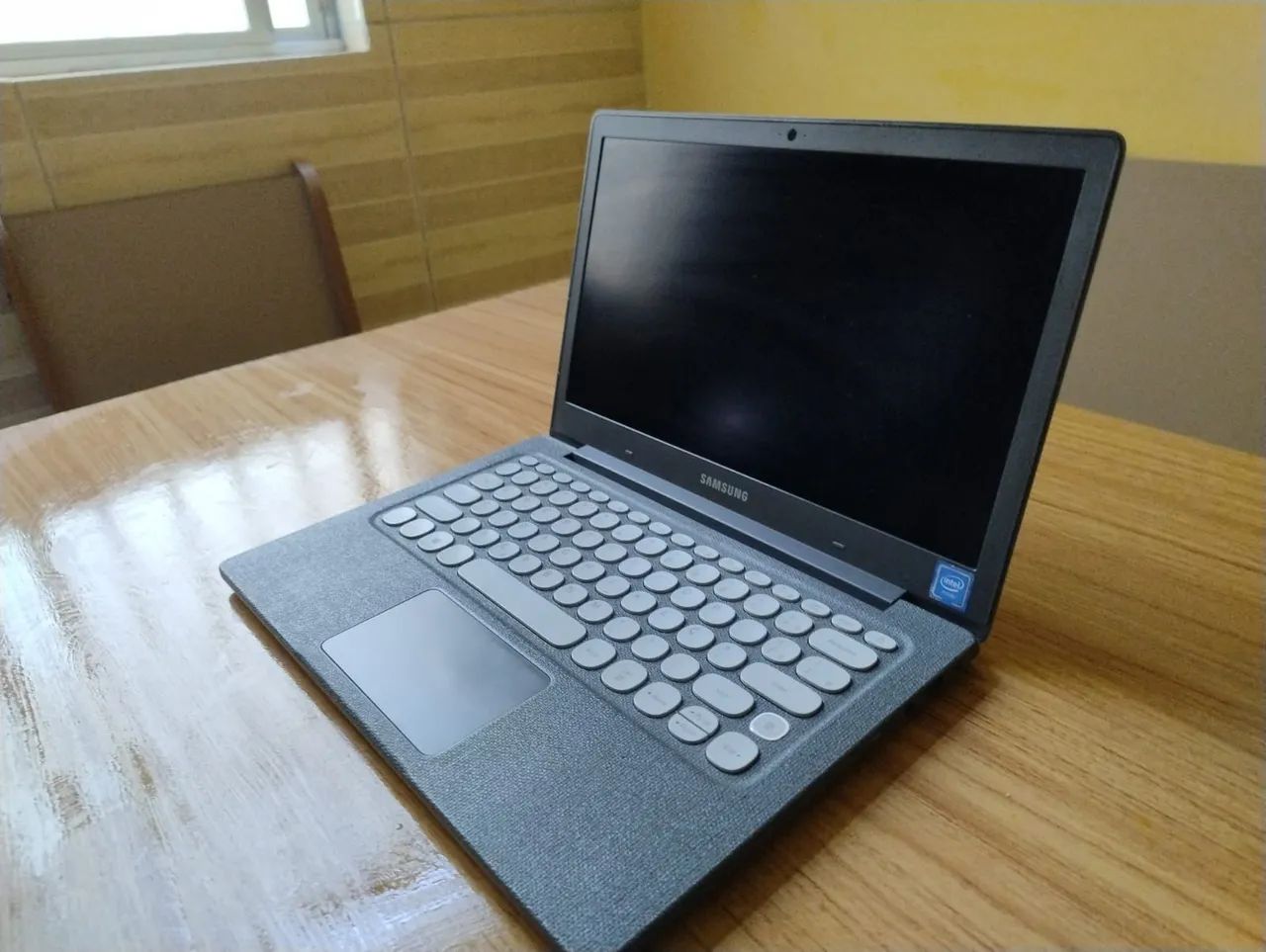 NOTEBOOK CELERON 64169987405187124