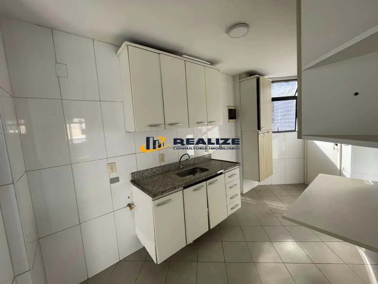 Opção de Apto na Pelinca com 03 quartos sendo 1 suíte, 90m² próximo ao Parquecentro