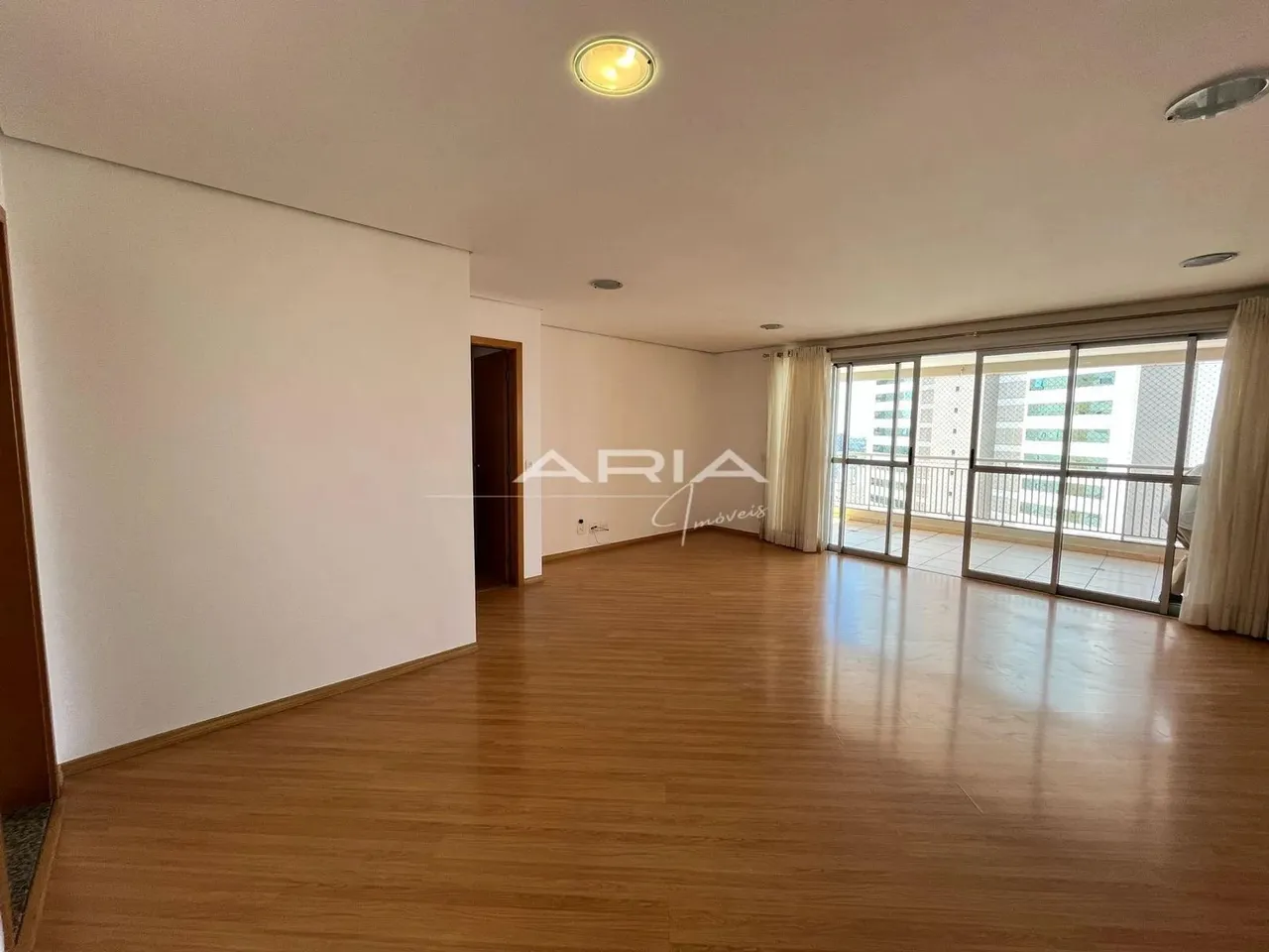 Apartamento para LOCAÇÃO no Solar Rivera, Gleba Palhano, Londrina PR