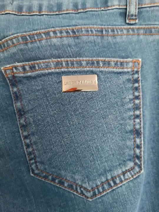 Calça Jeans Flare 38 - Lança Perfume  - Foto 4