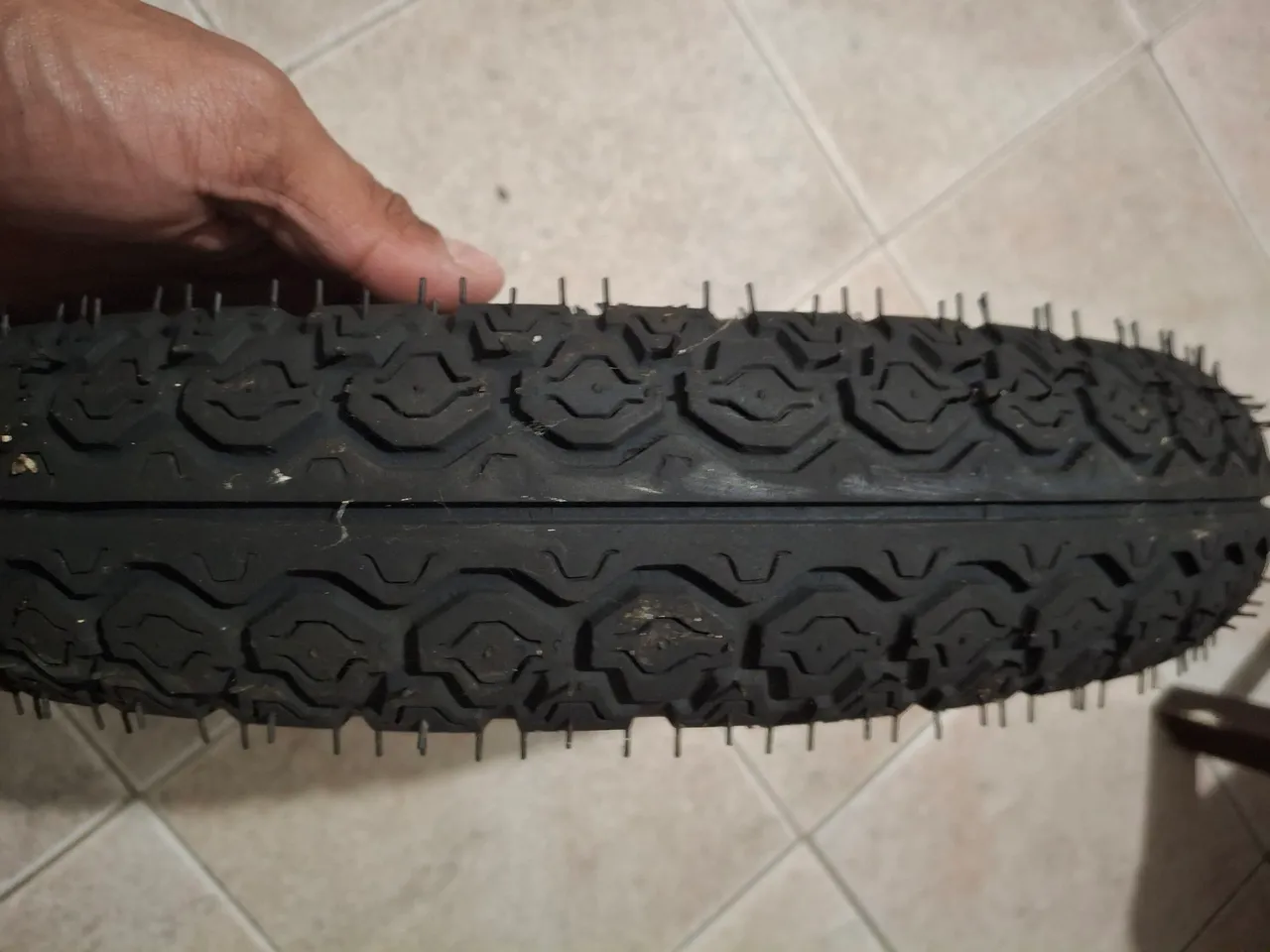 Pneu para Moto - Excelente Aderência