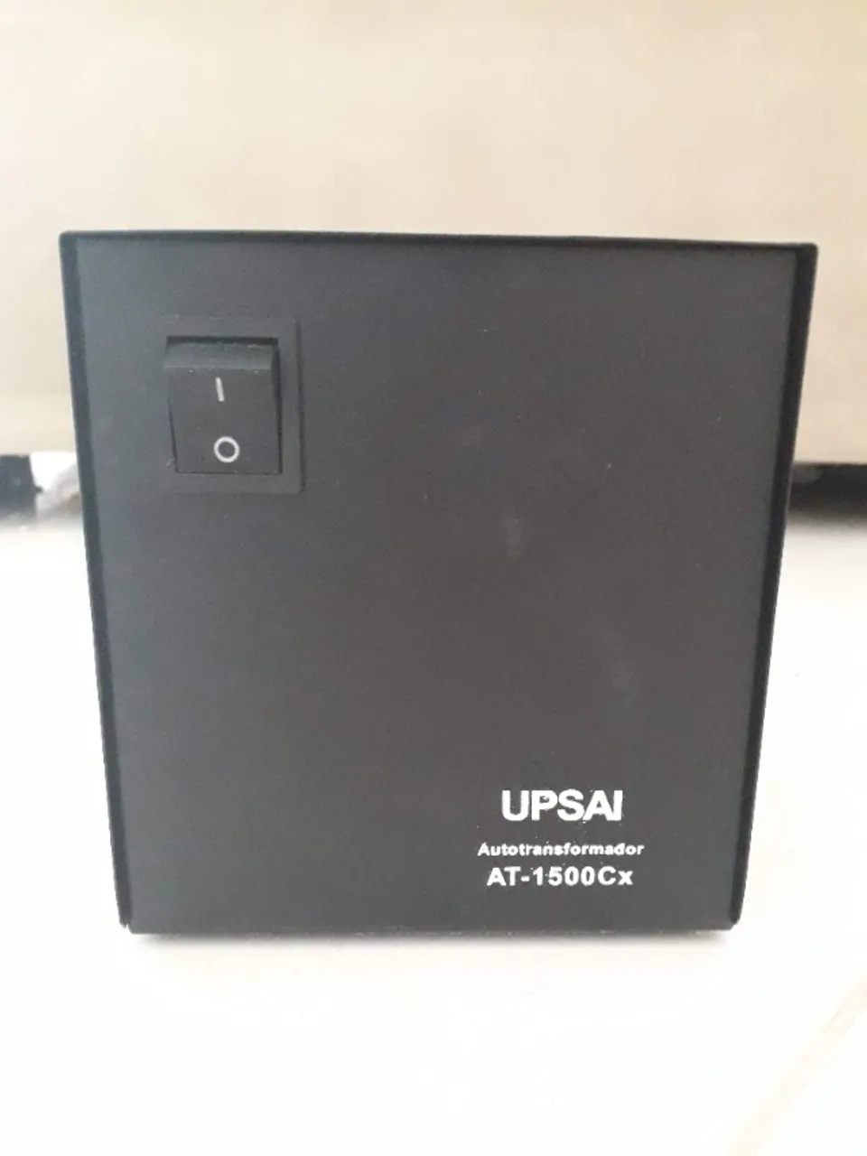 Auto Transformador Upsai At-1500 Cx 220v Para 110v