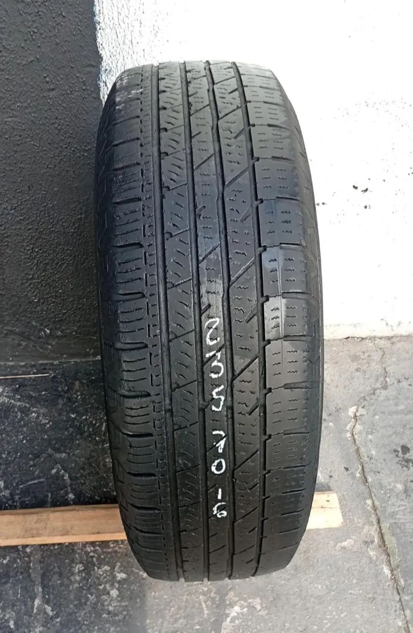 Pneu Continental 235/70 R16 semi-novo  - Foto 6