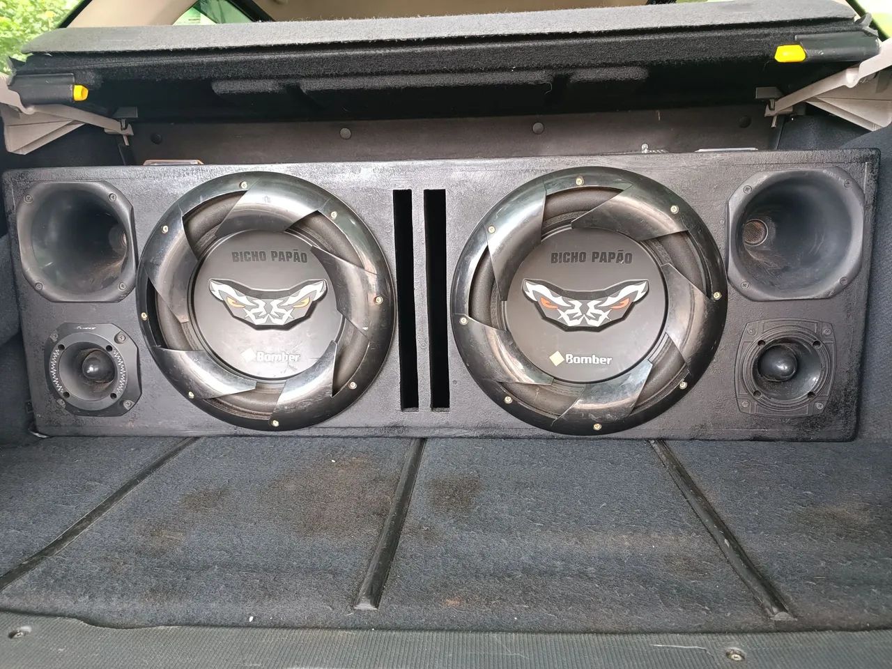Equipamento de Som Bomber Bicho Papão completo