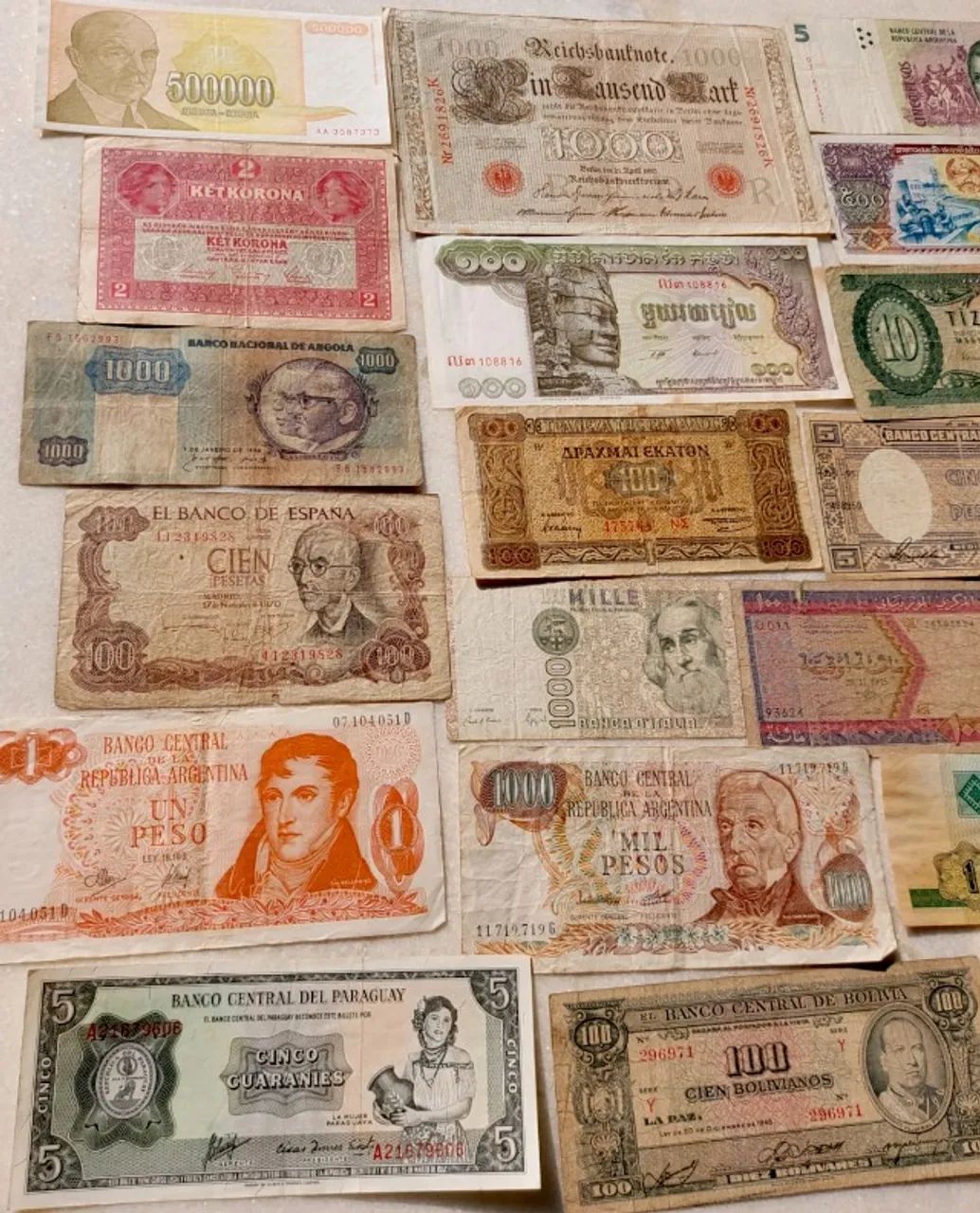 Coleção com 37 cédulas estrangeiras - 27 países diferentes - Foto 2