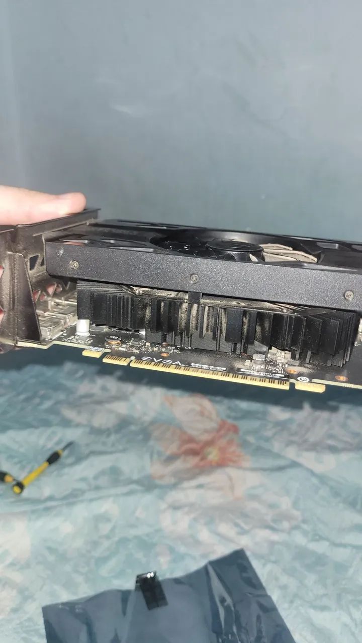 Placa de Vídeo NVIDIA GeForce GTX 1650 4GB GDDR5 - Usada, Funcionando Perfeitamente - Foto 3
