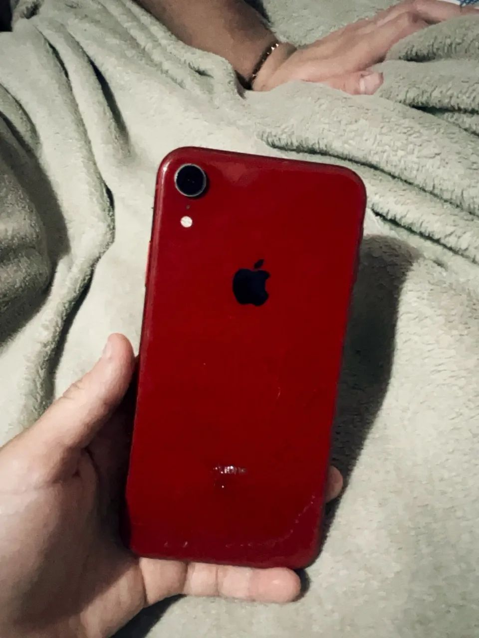 iPhone XR com avarias mas pronto para uso! 