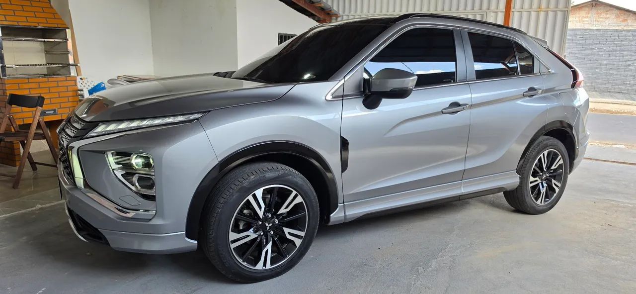 Mitsubishi Eclipse Cross HPE-S 1.5 AWD 165cv Aut. 2025 - Foto 3