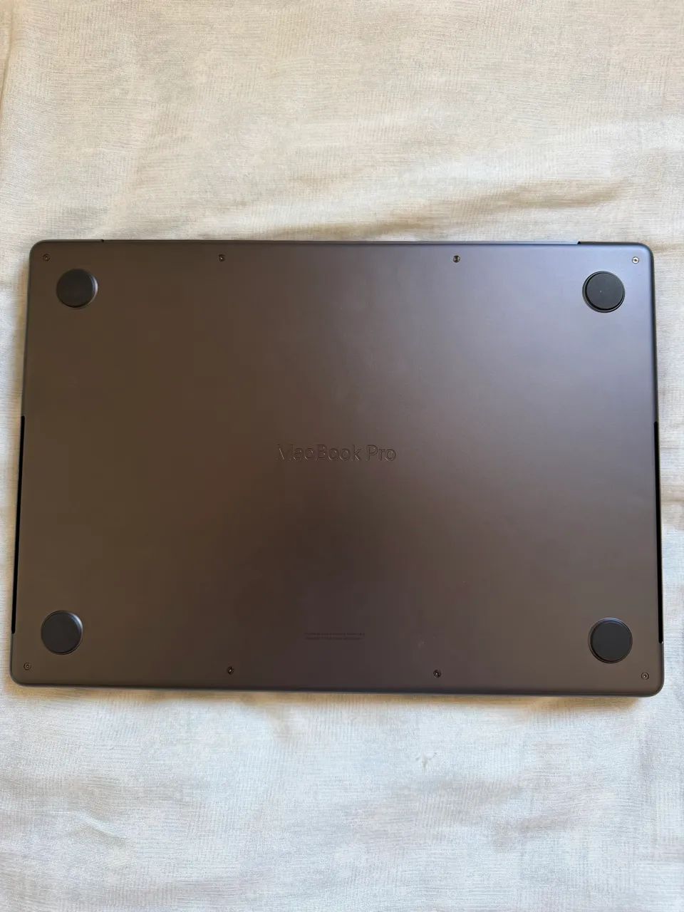 MacBook Pro M5 512gb  - Foto 3