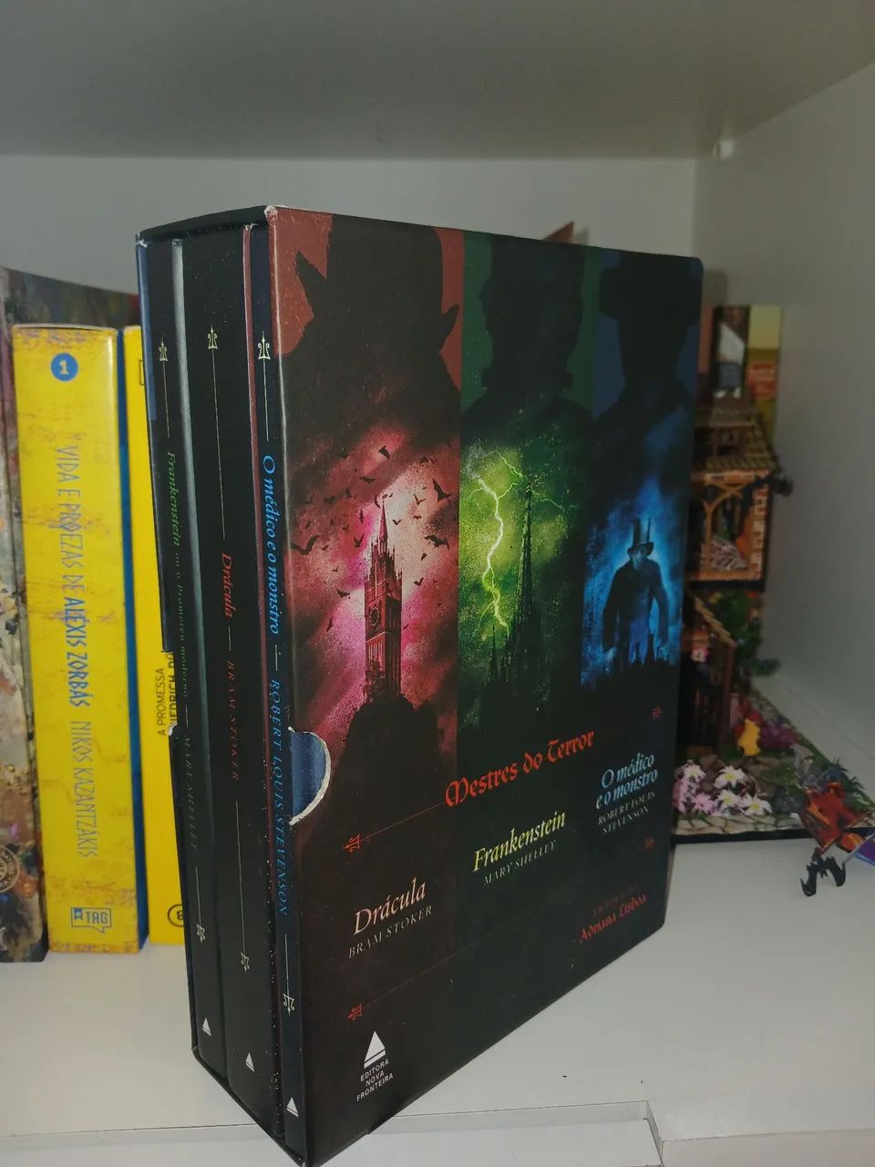 Box- Clássicos do horror- Medico e o Monstros, Dracula e Frankenstein. CAPA DURA. - Foto 2