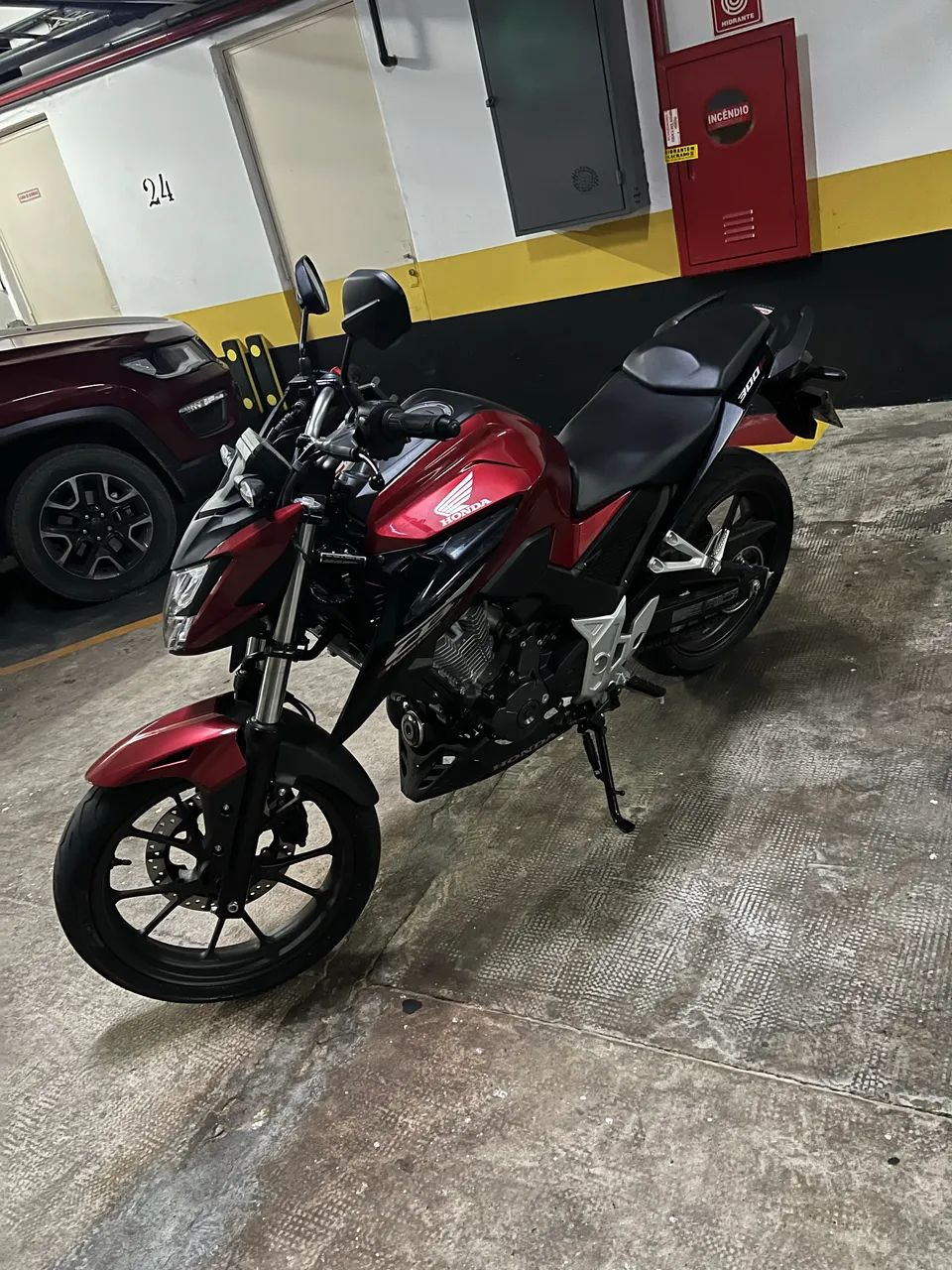 Cb300f abs , zerada 1.100 km  - Foto 3