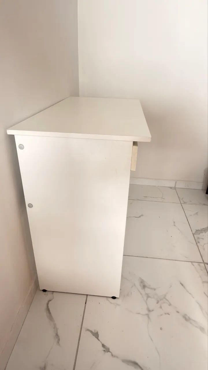 Mesa de estudos/escritório  - Foto 2