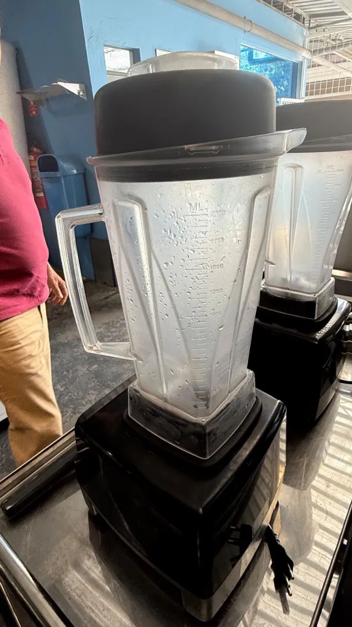 LIQUIDIFICADOR SKYMSEN BLENDER MAX 3HP- SEMINOVO  - Foto 5