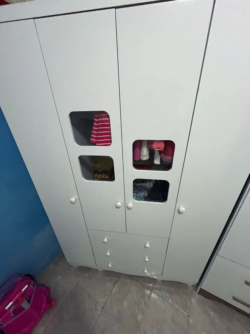 Guarda roupa infantil 