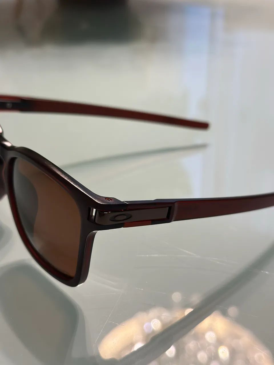 Óculos de sol oakley marrom - Foto 2