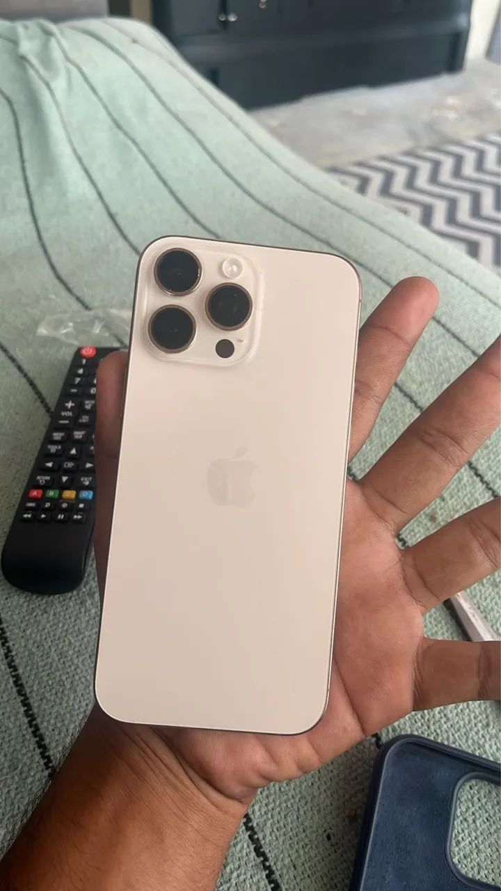 iPhone 16 pro max 256gb 93% bateria  - Foto 4