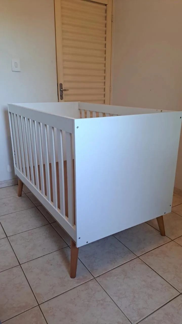 Guarda roupa e berço  - Foto 4