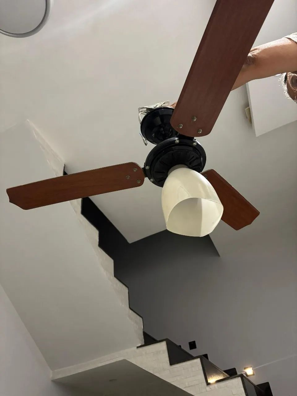 Ventilador de teto funcionando