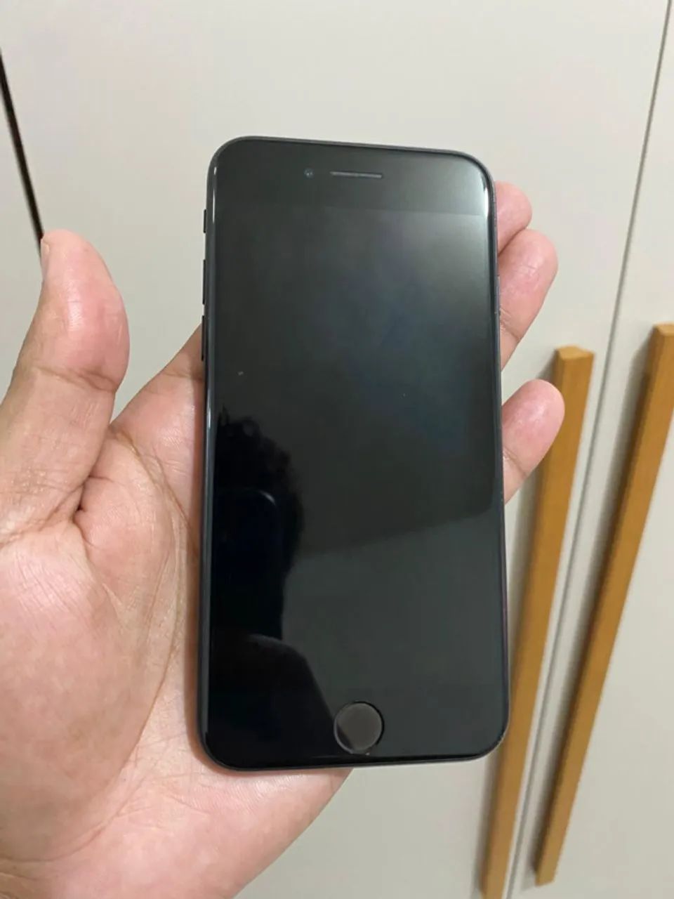 Apple iPhone SE ブラック　64GB iPhone SE Apple 64GB Preto 4 | KaBuM!