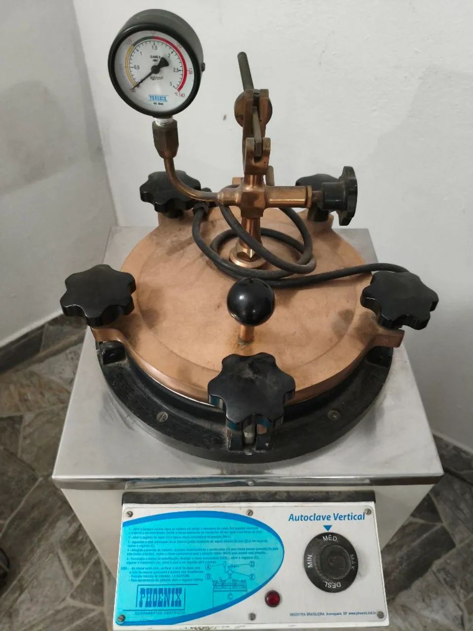 Autoclave vertical de esterilização a vapor. - Foto 4